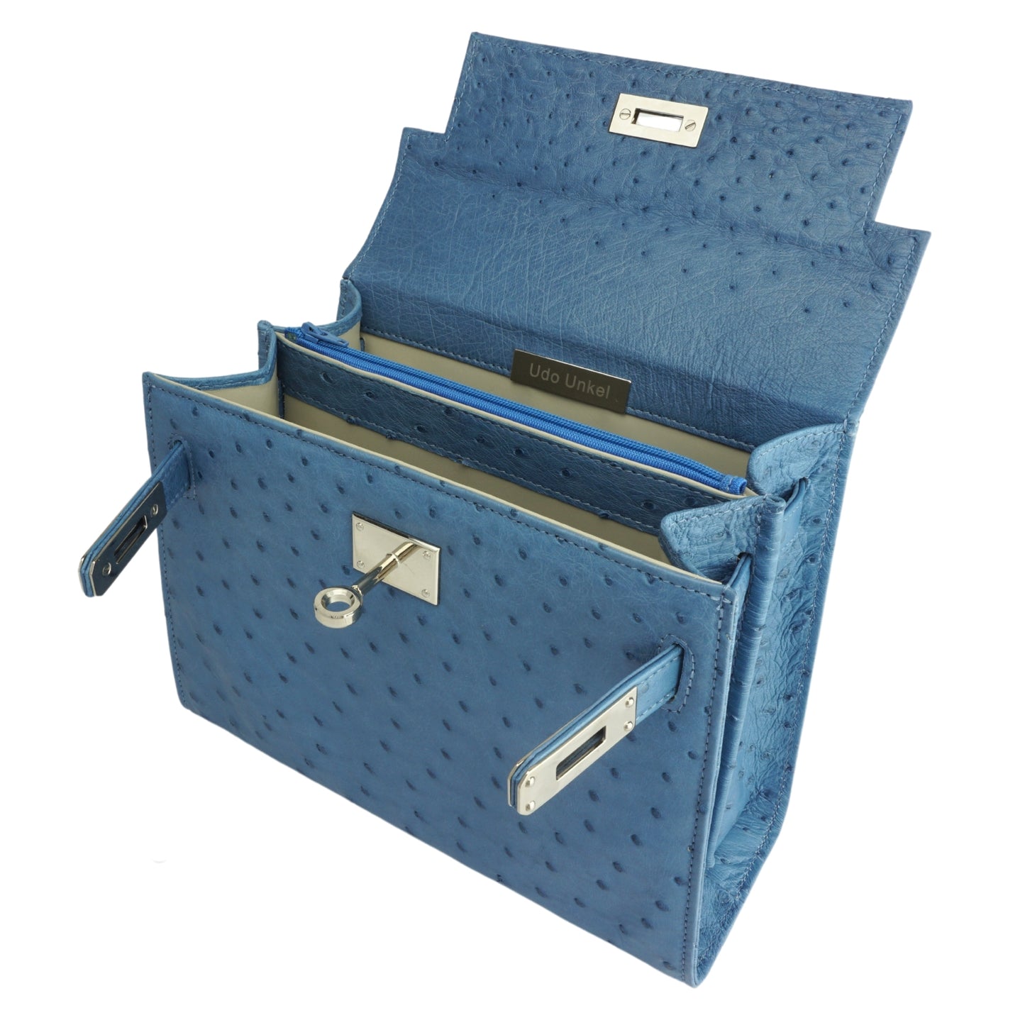 Handtasche "Die Klassische" in Hellblau mit silberfarbenen Details in M